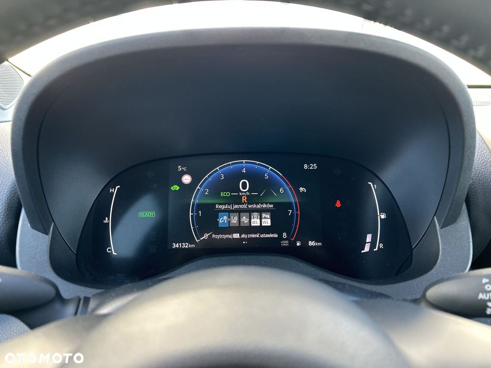 Toyota Yaris Cross Hybrid 1.5 Comfort - 12