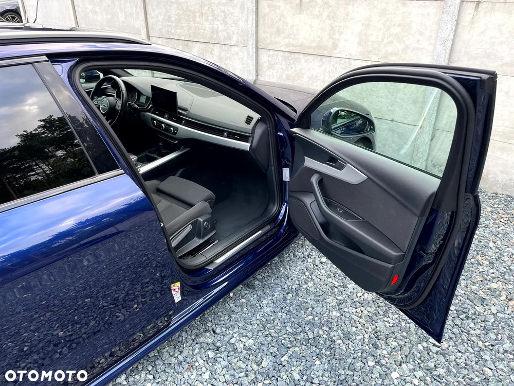 Audi A4 Avant - 22