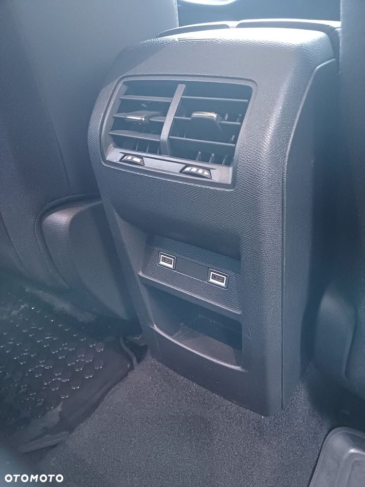 Peugeot 308 - 31