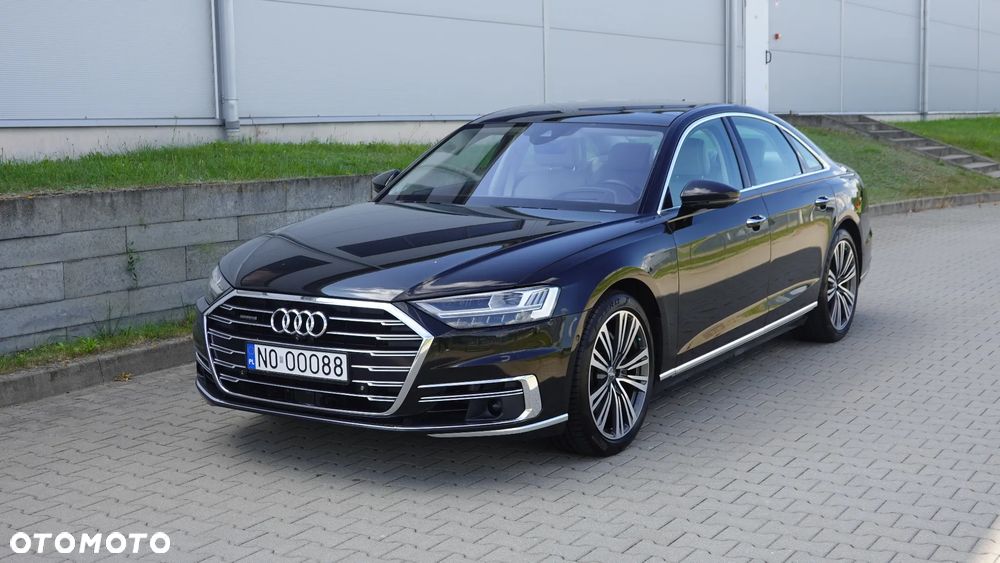 Audi A8 2017 photo 4