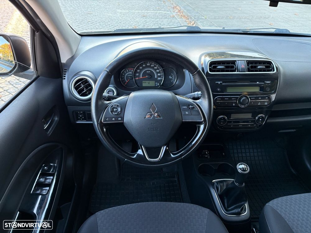 Mitsubishi Space Star 1.2 Intense Connect Edition - 24