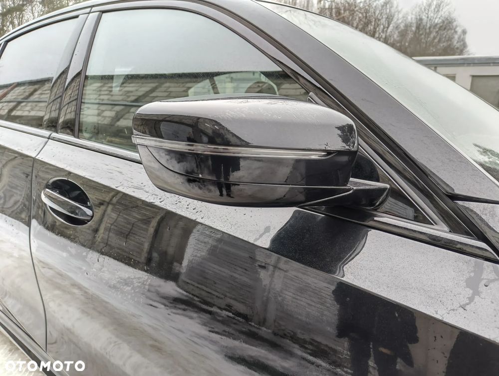 BMW Seria 3 320i Sport Line sport - 13