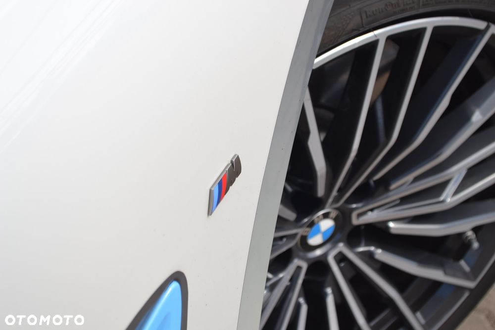 BMW Seria 8 M850i xDrive - 13