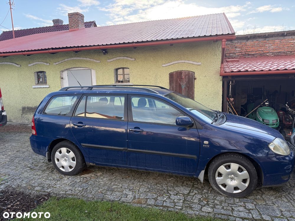 Toyota Corolla 1.4 VVT-i Base - 3