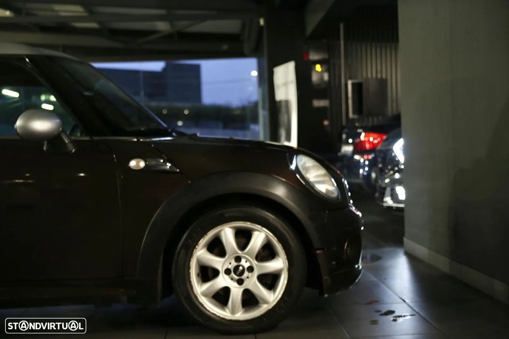 MINI Clubman Cooper D - 8