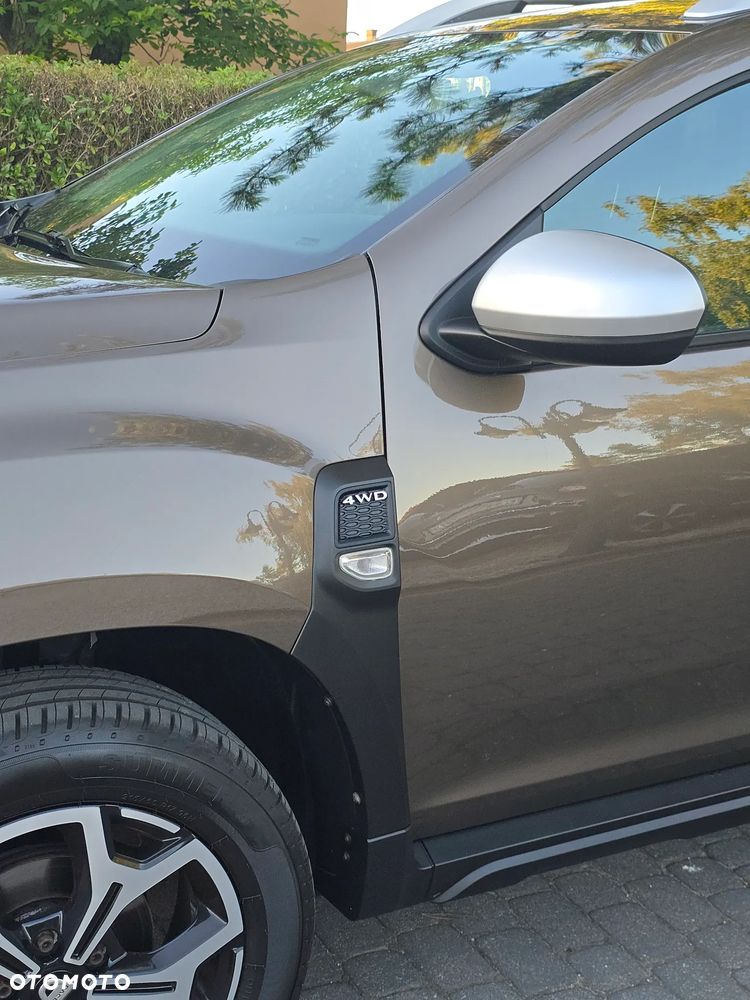 Dacia Duster 1.6 SCe Blackshadow 4x4 S&S - 4
