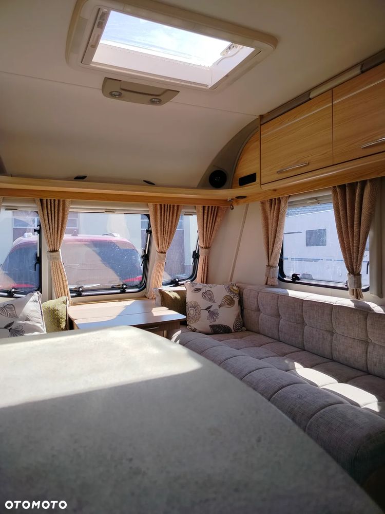 Coachman Vision 15/2 - 8