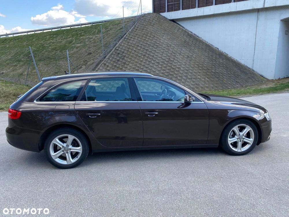 Audi A4 Avant - 6