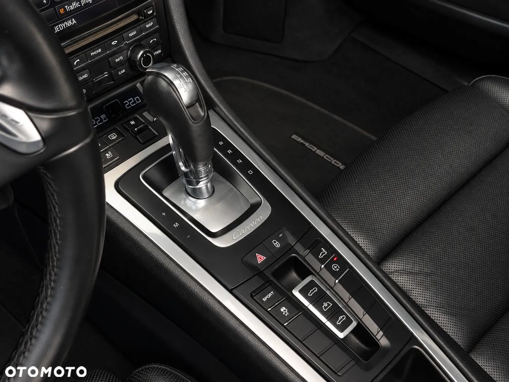 Porsche 911 Carrera PDK - 14