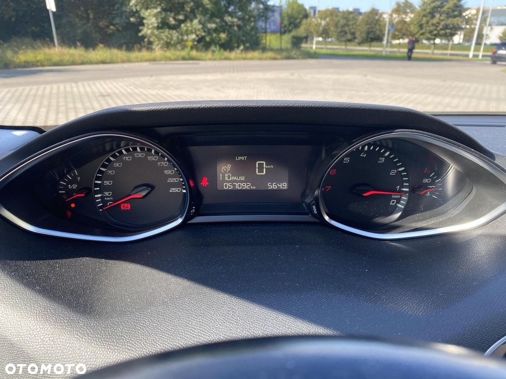 Peugeot 308 1.2 PureTech Active S&S - 16