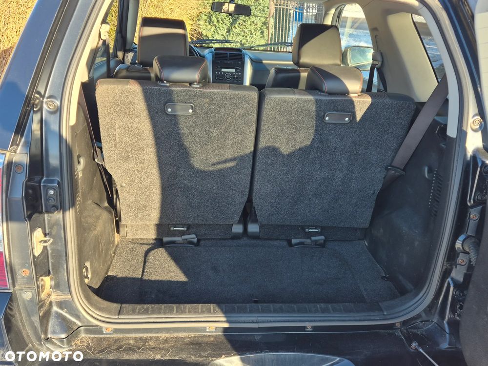 Suzuki Grand Vitara 1.9 DDiS Comfort DPF - 19