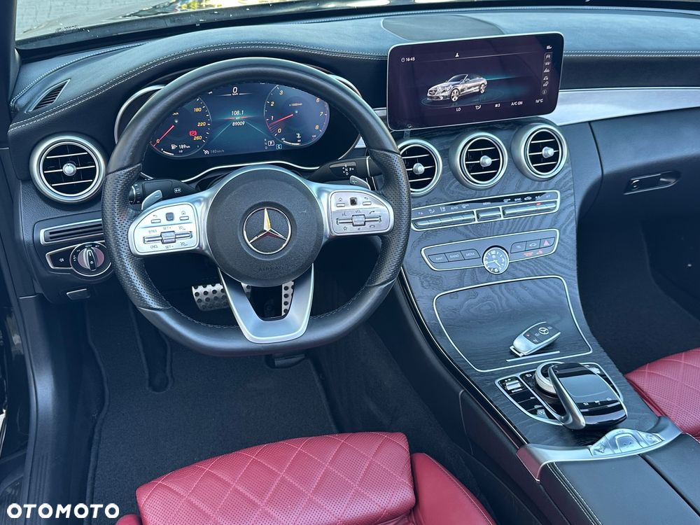 Mercedes-Benz Klasa C 300 9G-TRONIC - 11