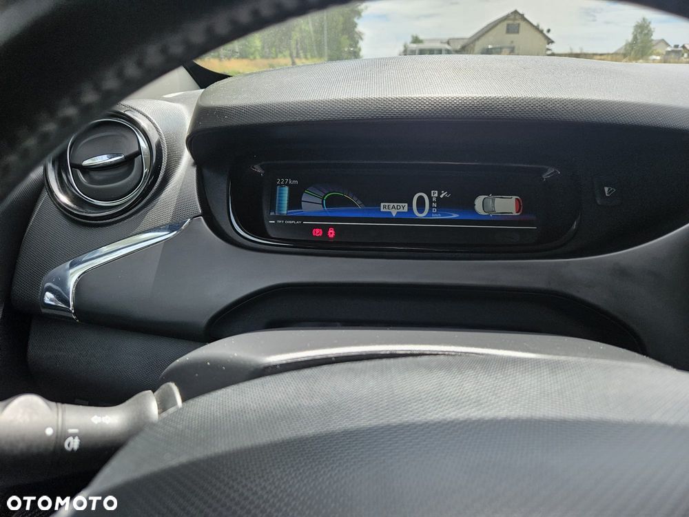Renault Zoe - 25