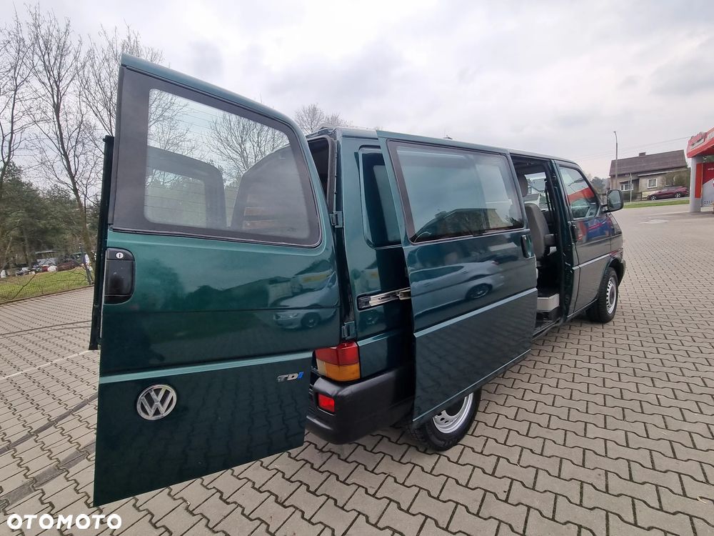 Volkswagen Transporter - 21