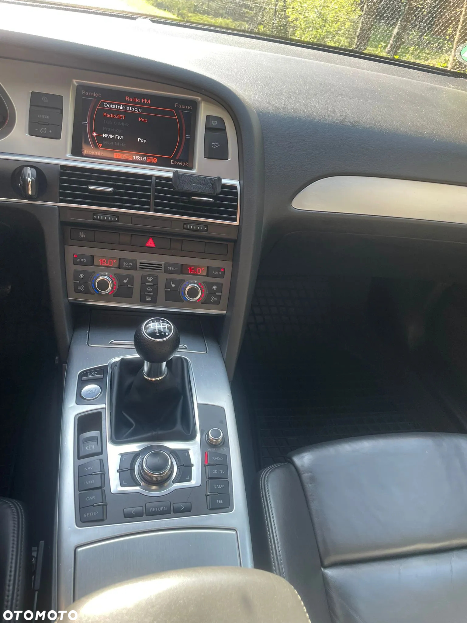 Audi A6 2.4 - 21