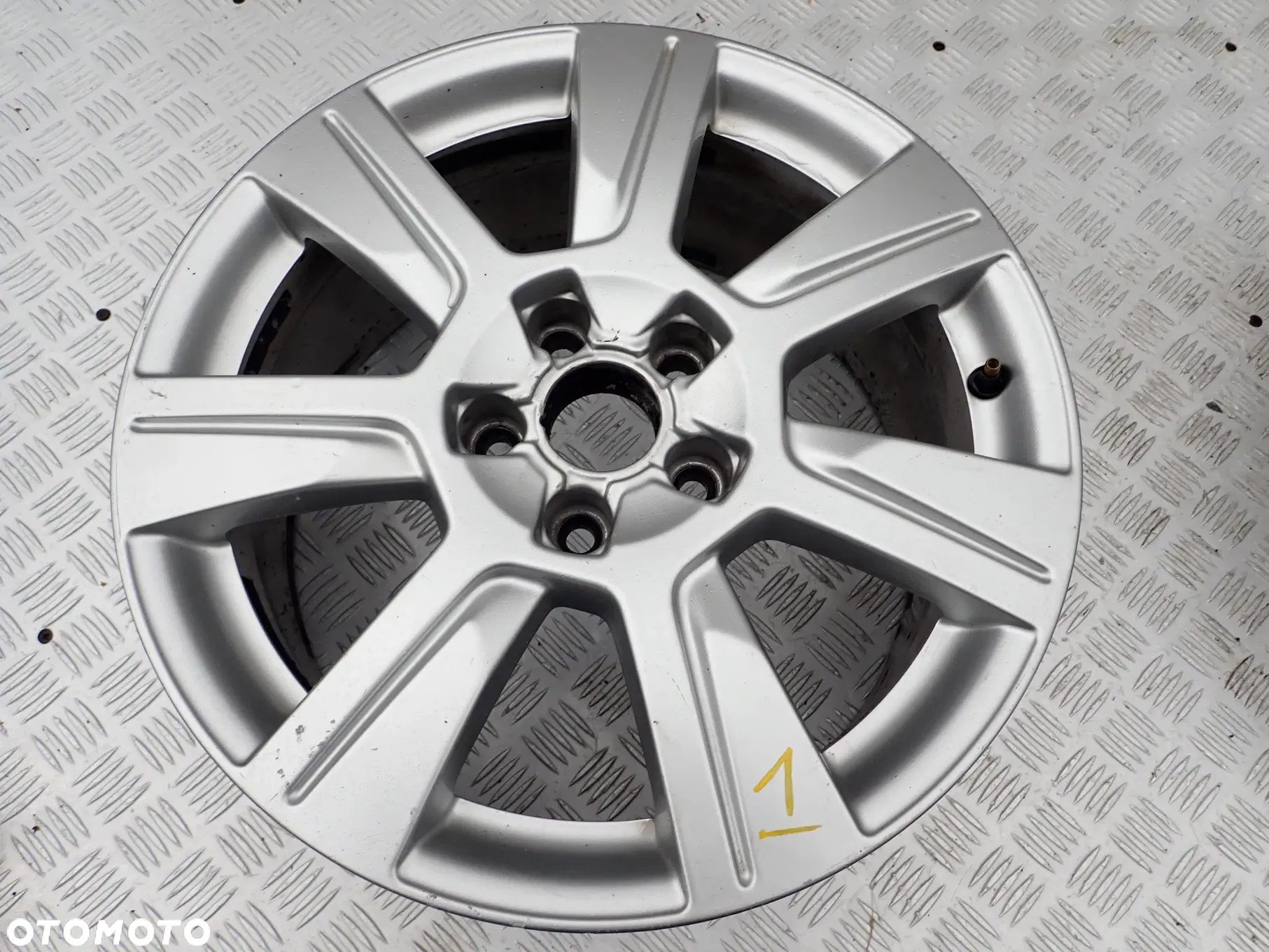 FELGA ALUMINIOWA AUDI 4F0601025CG - 1