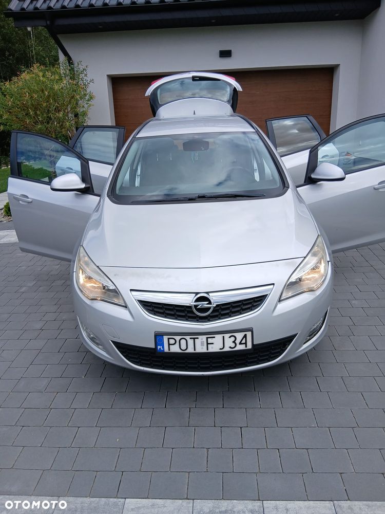 Opel Astra - 1