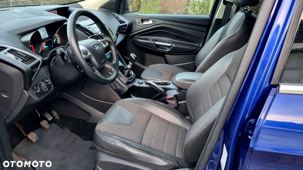 Ford Kuga 2.0 TDCi 4x4 Titanium - 18