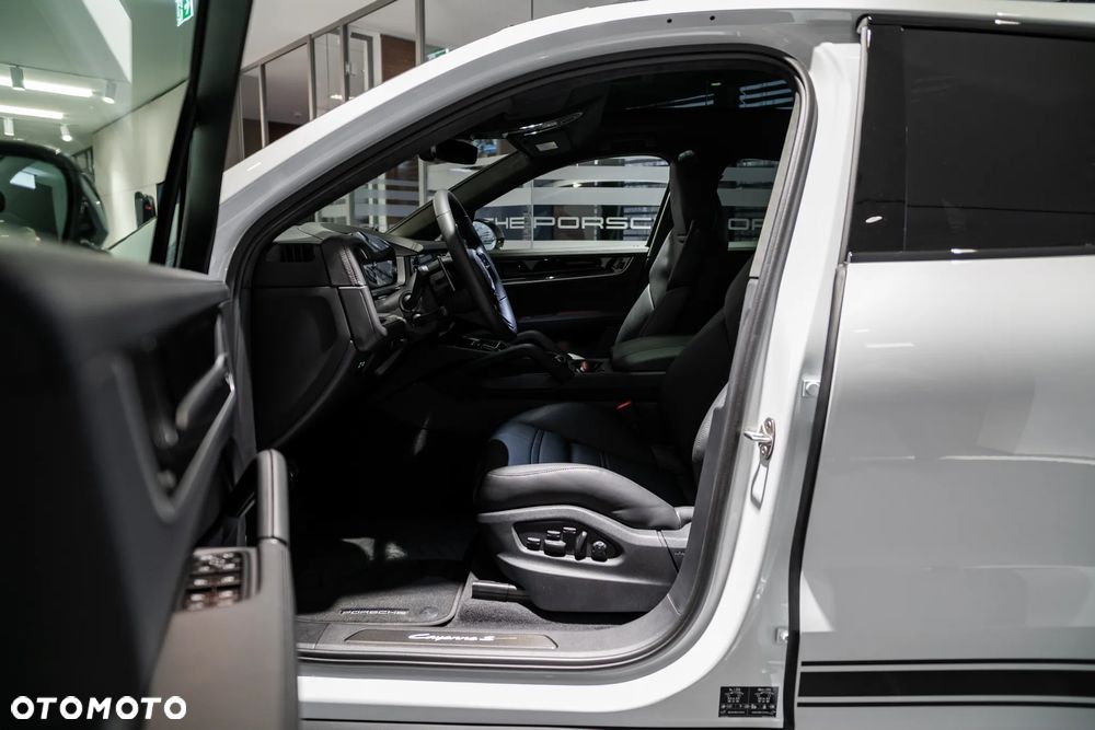 Porsche Cayenne - 11