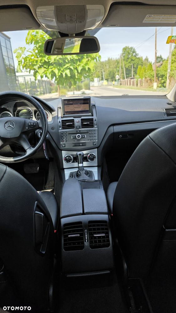 Mercedes-Benz Klasa C 220 CDI DPF Automatik BlueEFFICIENCY Avantgarde - 11