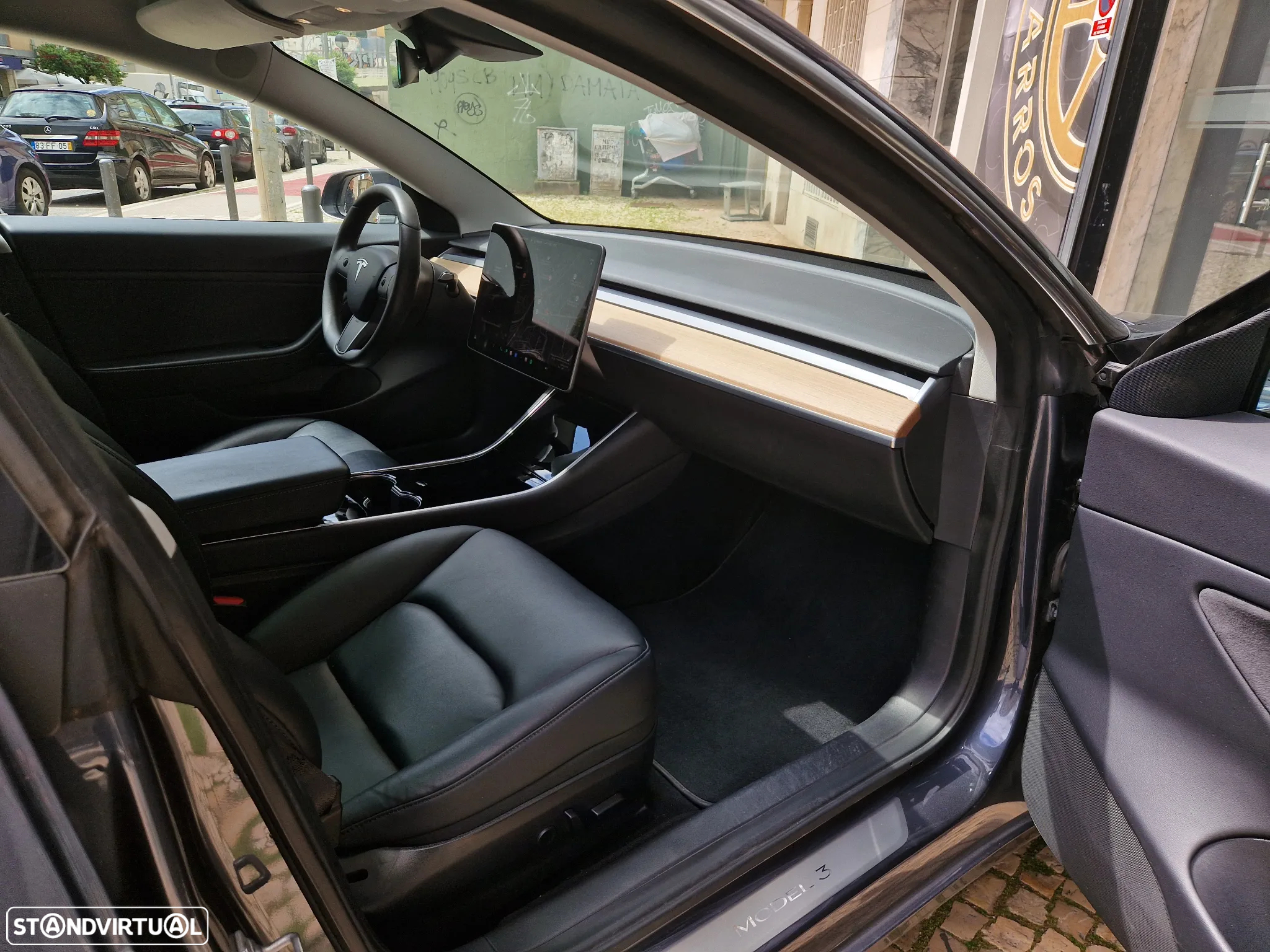 Tesla Model 3 Long-Range Dual Motor AWD - 3