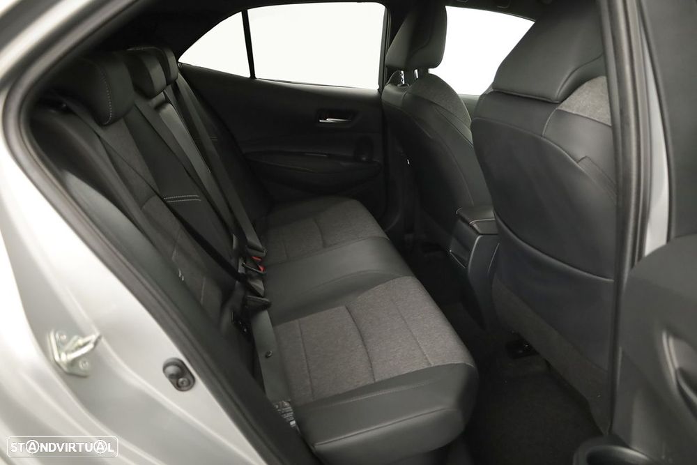 Toyota Corolla - 21