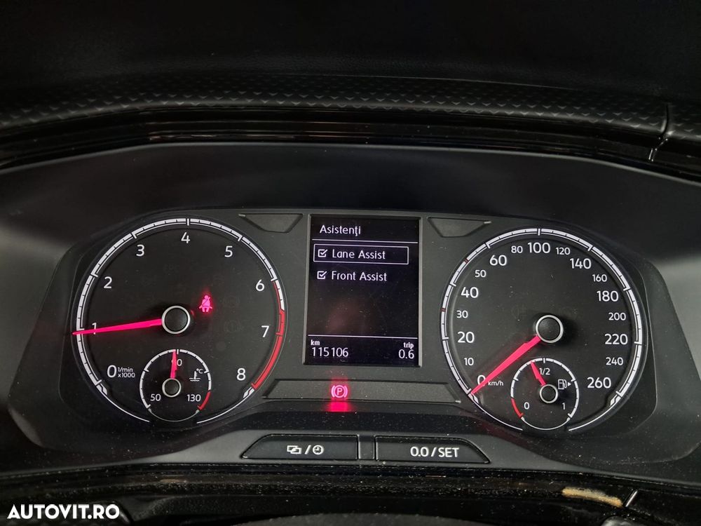 Volkswagen T-Cross - 15