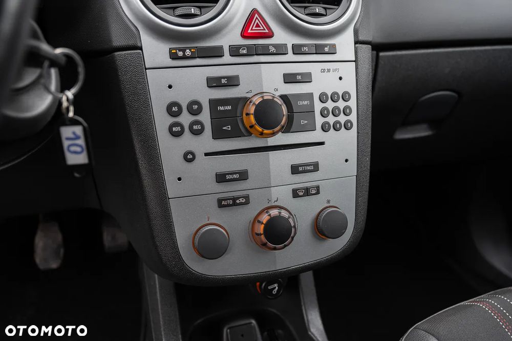 Opel Corsa - 24