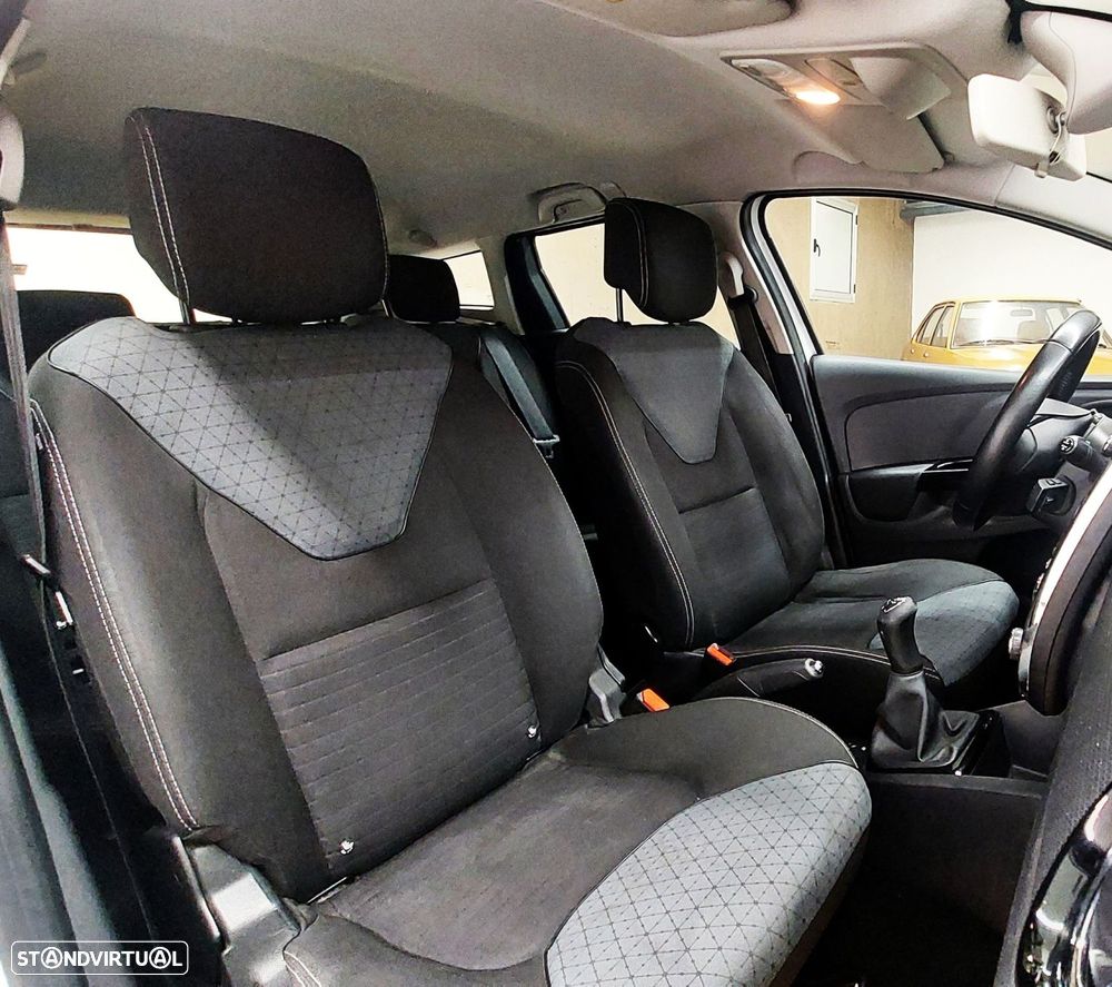 Renault Clio Sport Tourer 0.9 TCe Limited - 10