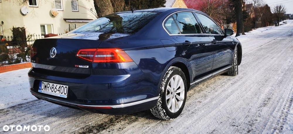 Volkswagen Passat 1.8 TSI BMT Highline - 17