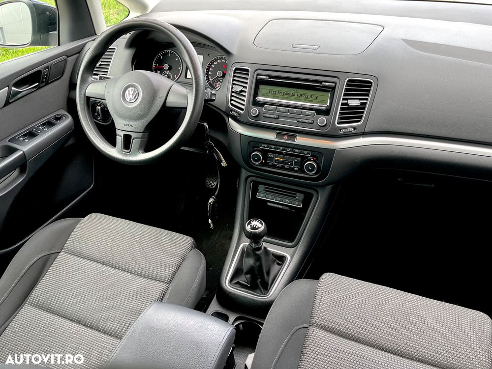 Volkswagen Sharan 2.0 TDI DPF BlueMotion Comfortline - 12