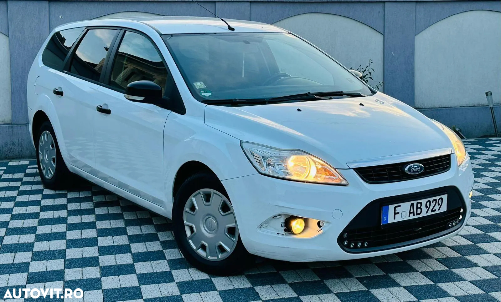 Ford Focus - 2