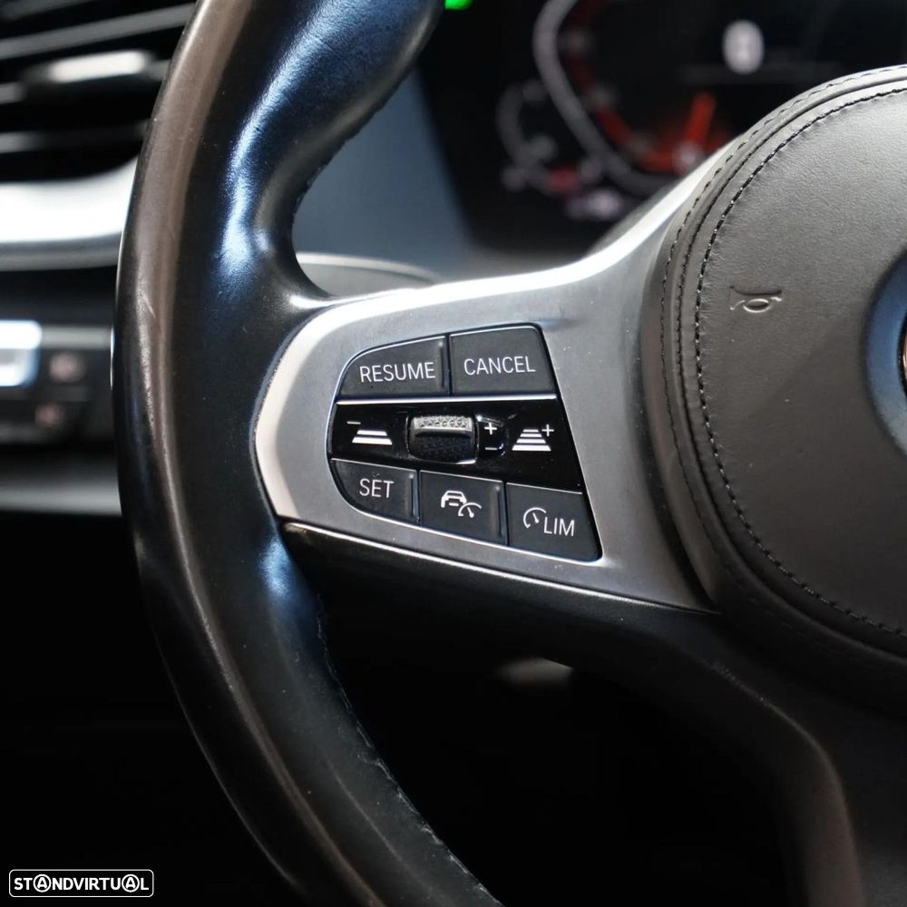 BMW 118 i Line Sport Auto - 23