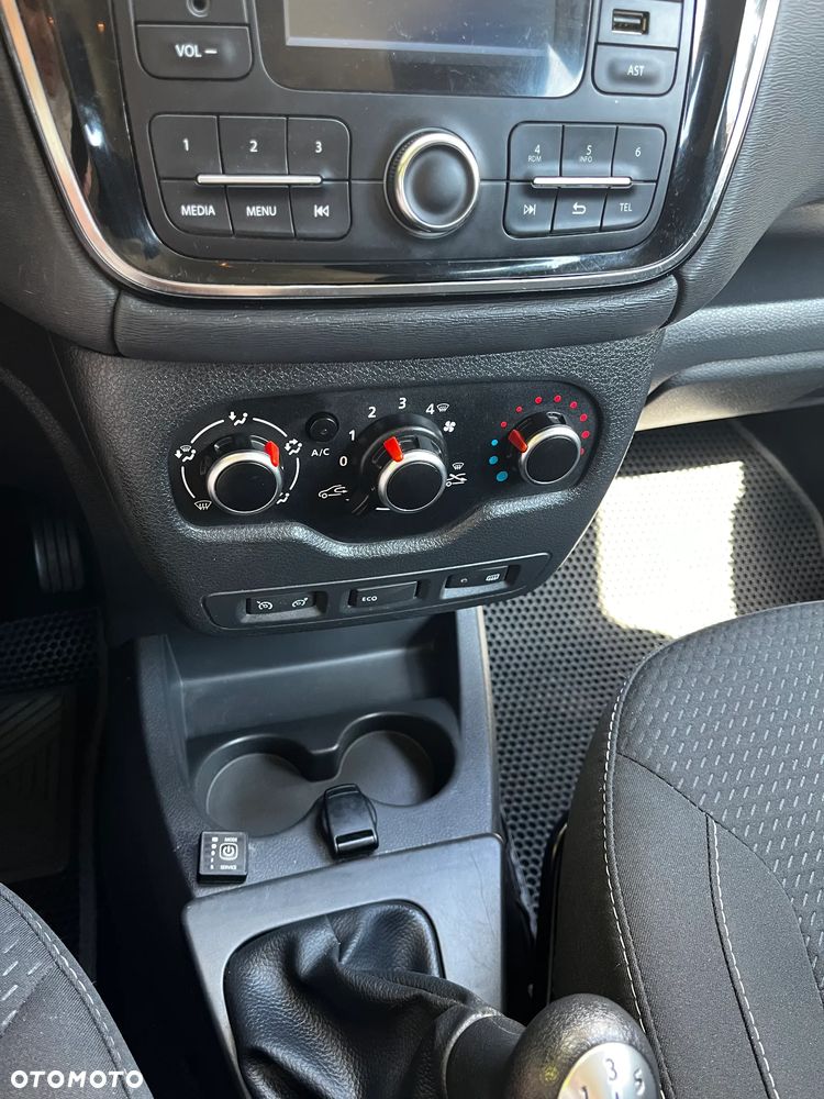 Dacia Lodgy 1.6 SCe Laureate S&S - 17
