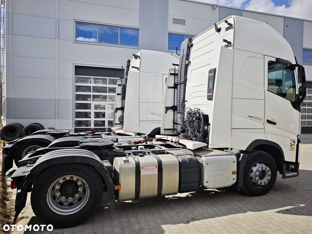 Volvo FH 500 Globe XL - 4