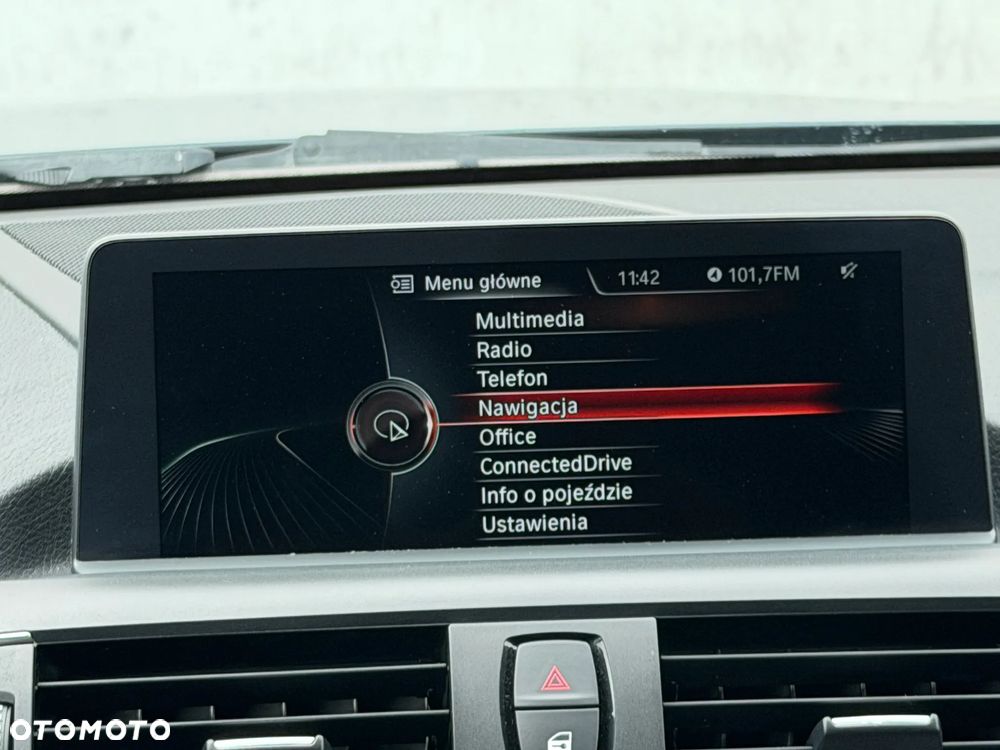 BMW Seria 1 118i Edition M Sport Shadow - 22