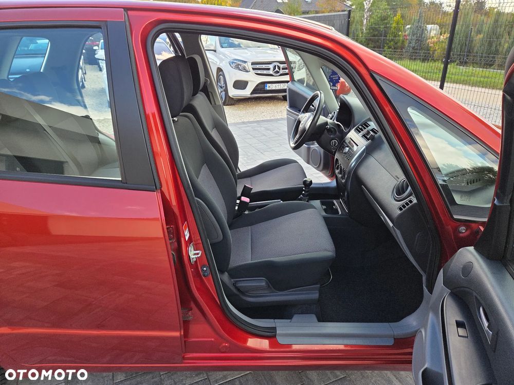 Suzuki SX4 1.9 DDiS DPF Streetline 4x2 Club - 19