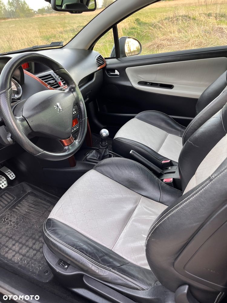 Peugeot 207 CC 1.6 Sport - 8