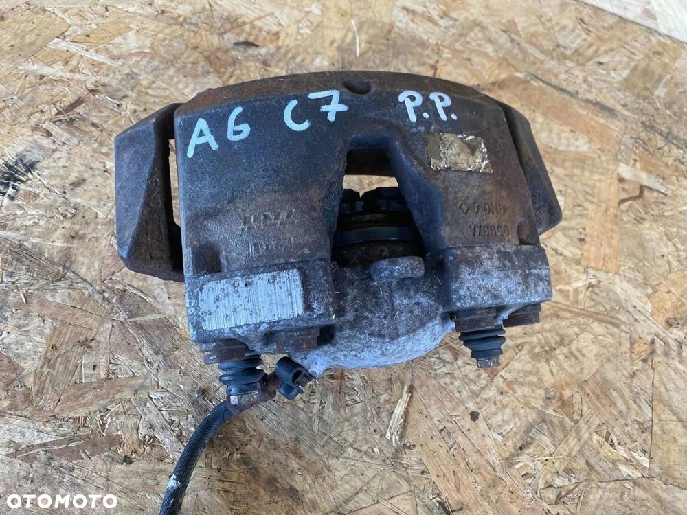 ZACISK HAMULCOWY PRZÓD PRAWY AUDI A6 A7 4G 4G0106AK - 6