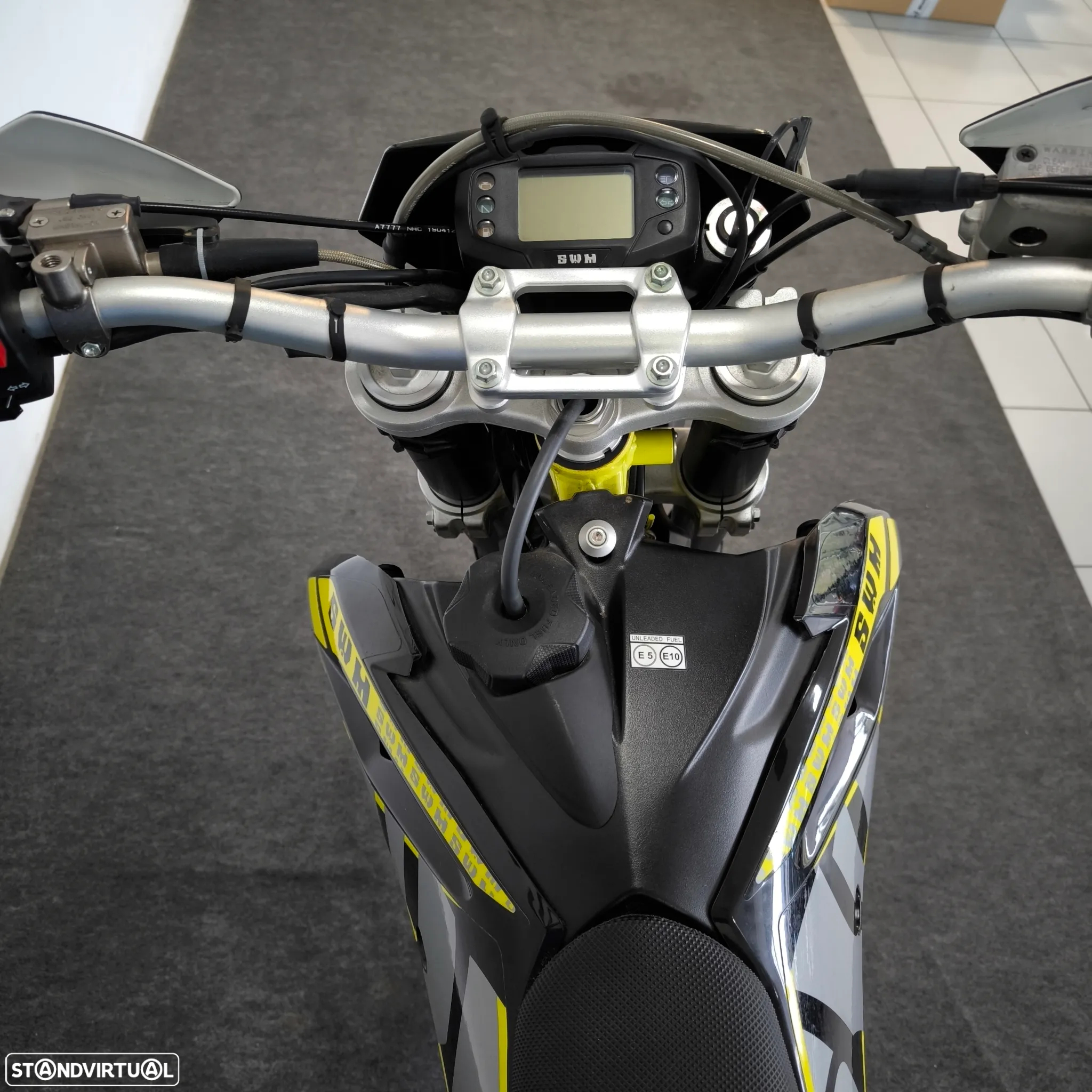SWM RS RS 300 R - 6