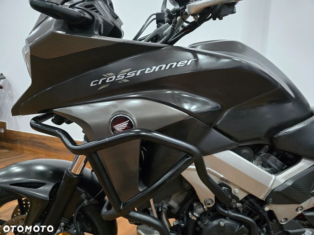 Honda VFR - 32