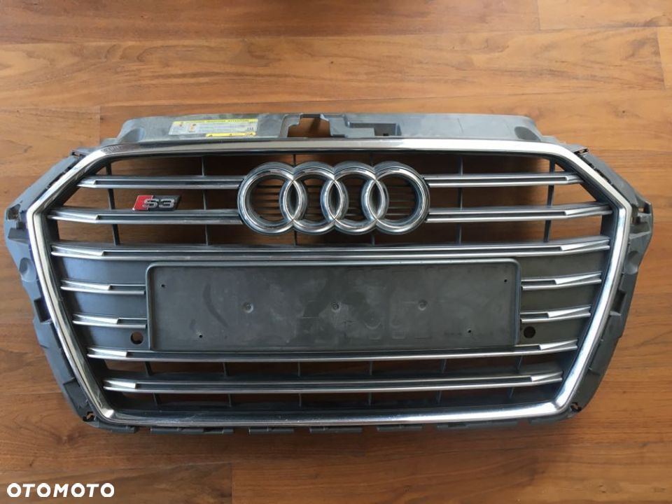 AUDI A3 S3 8V LIFT 2016- GRILL ATRAPA 8V3853651AC POZNAN