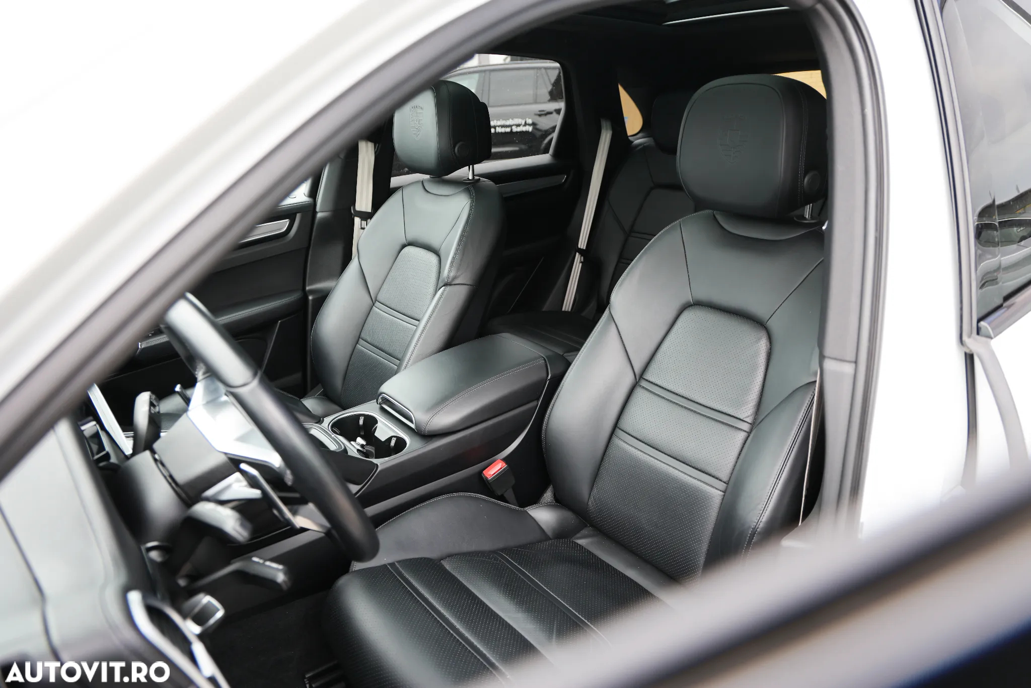 Porsche Cayenne E-Hybrid Tiptronic S Platinum Edition - 8