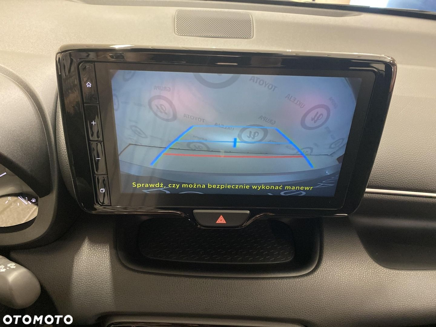 Toyota Yaris Hybrid 1.5 Comfort - 17