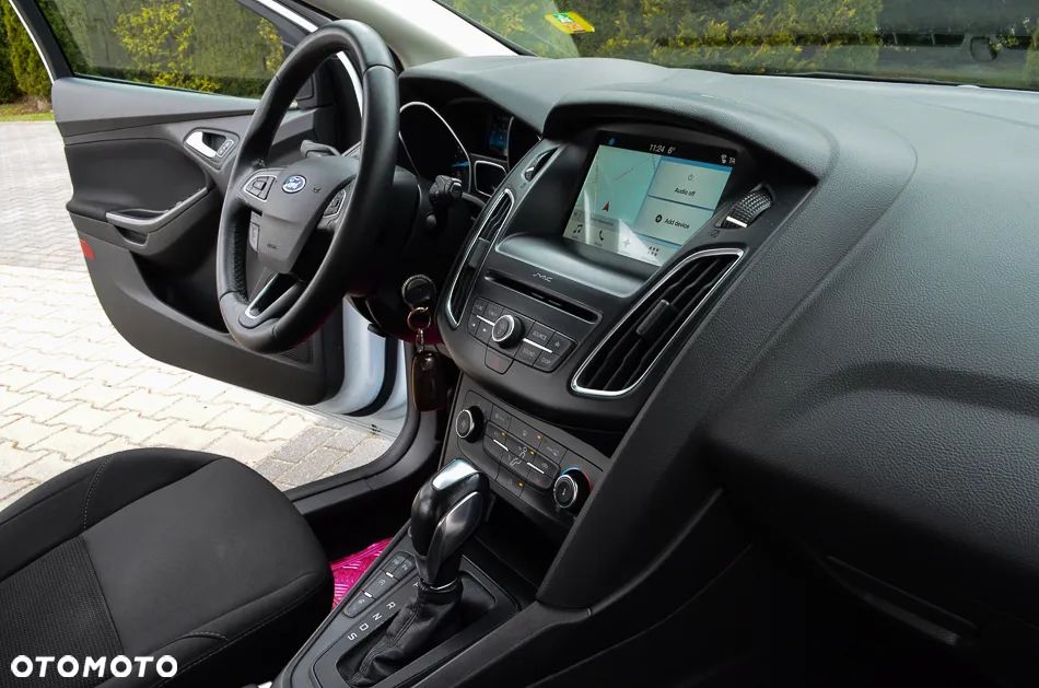 Ford Focus 1.0 EcoBoost Active X - 37