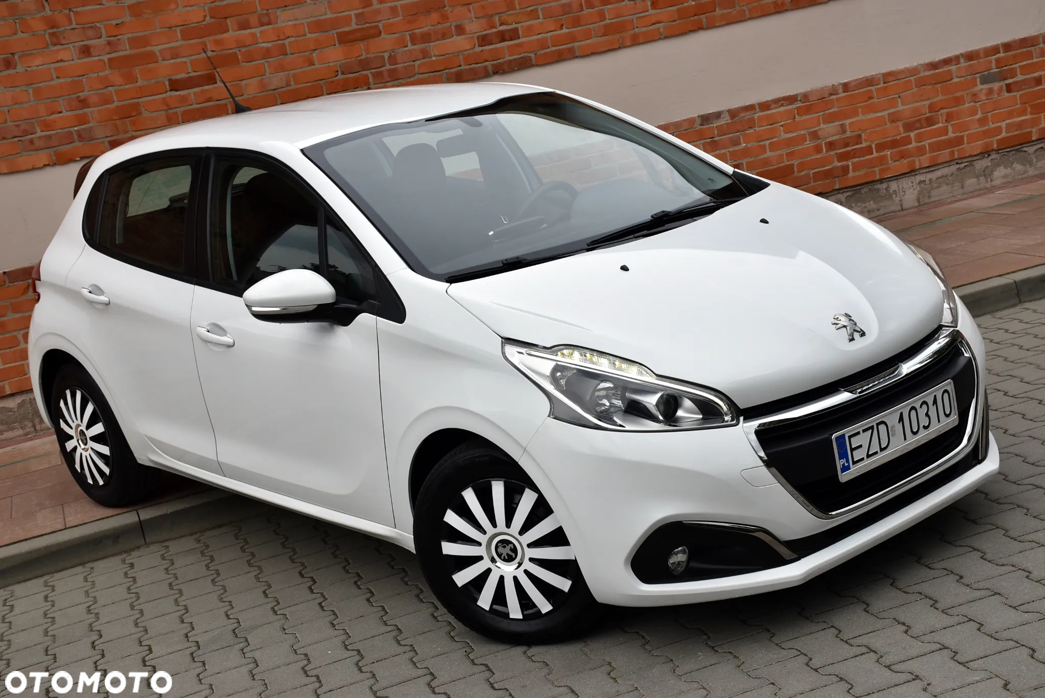 Peugeot 208 1.6 BlueHDi Active - 13