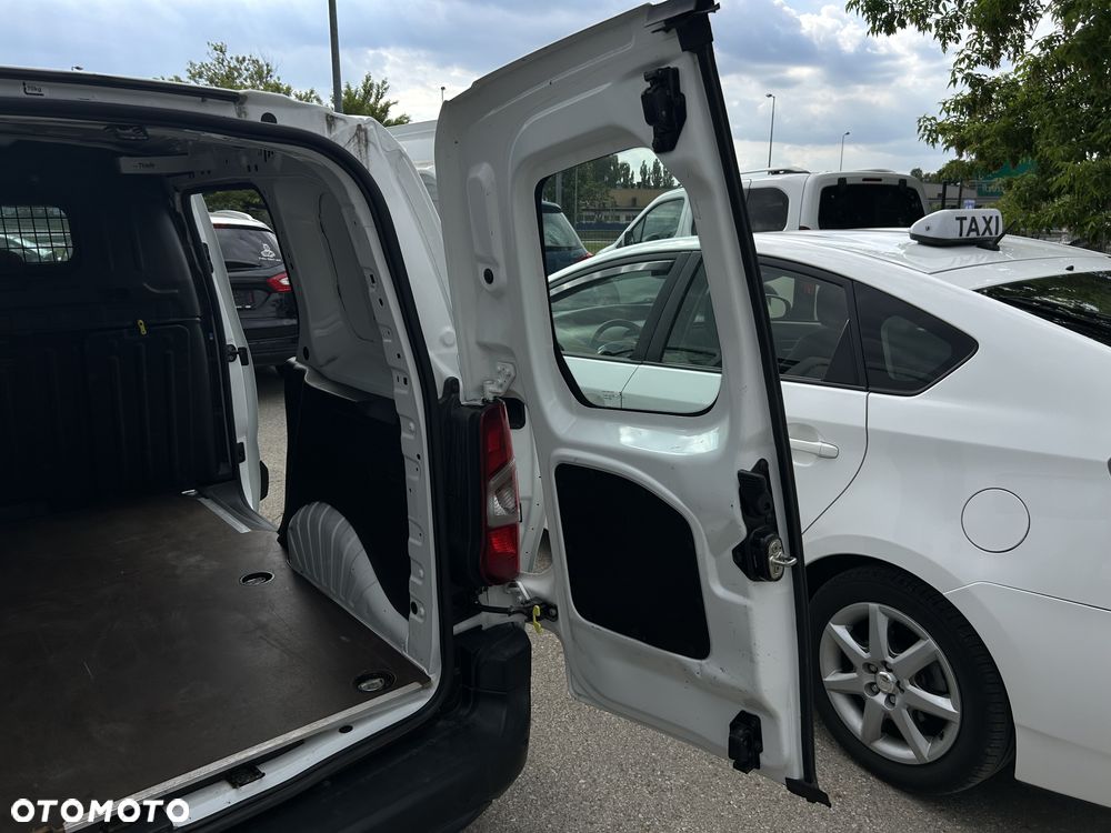Opel Combo - 26