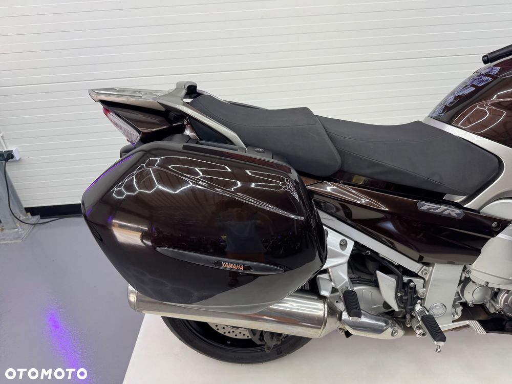 Yamaha FJR - 20