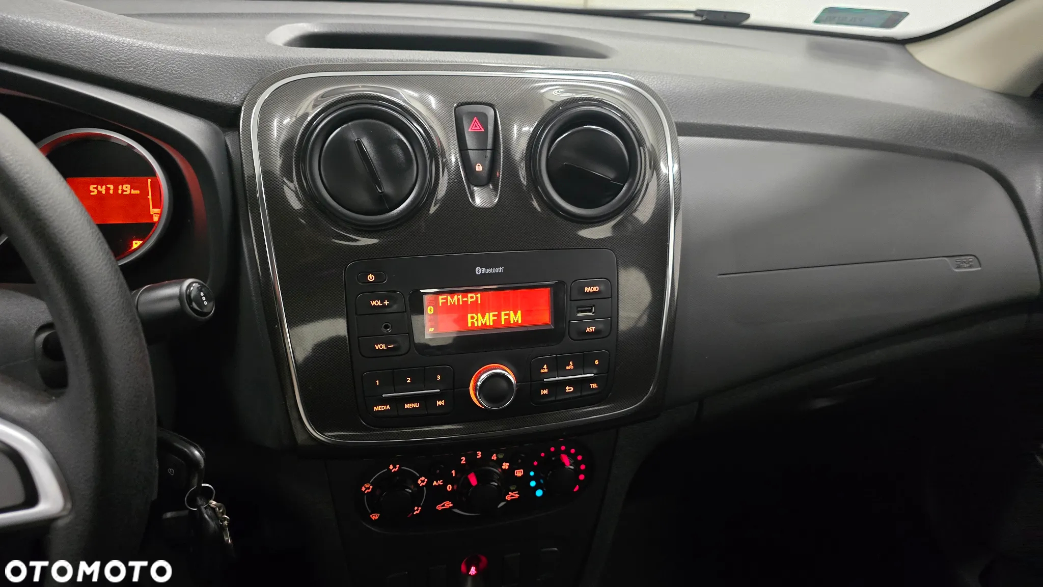Dacia Logan MCV 0.9 TCe SL Celebration S&S - 15