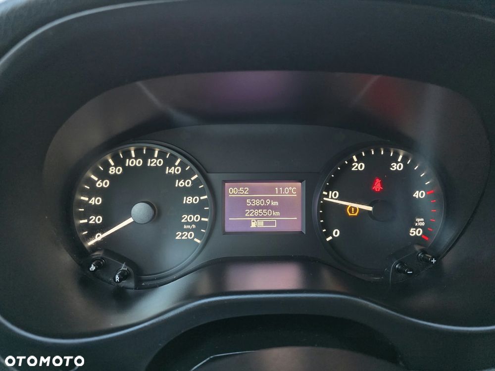 Mercedes-Benz Vito Tourer - 22
